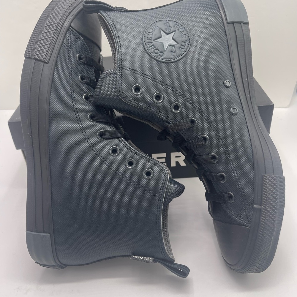 Converse Black High-Top Men's A09485C
CTAS HI
SHADOW WOODS/BLACK Sneakers - Picture 8 of 16